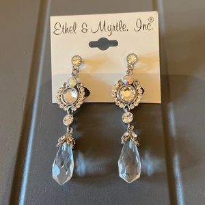 Pretty crystal drop earrings